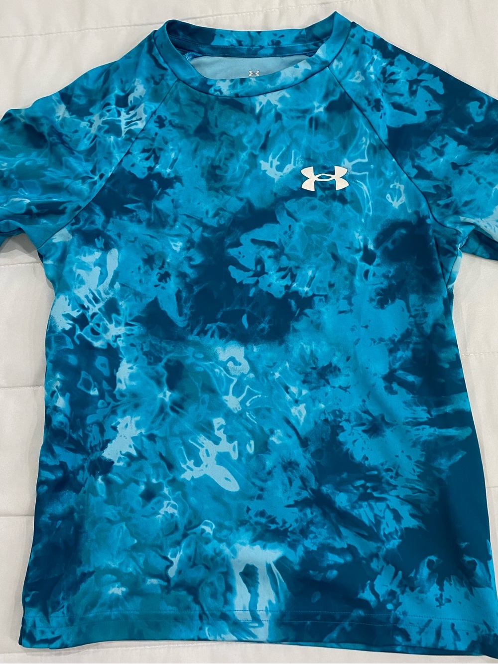 Boys Under Armour Tie-Dye Performance Shirt- Size Small